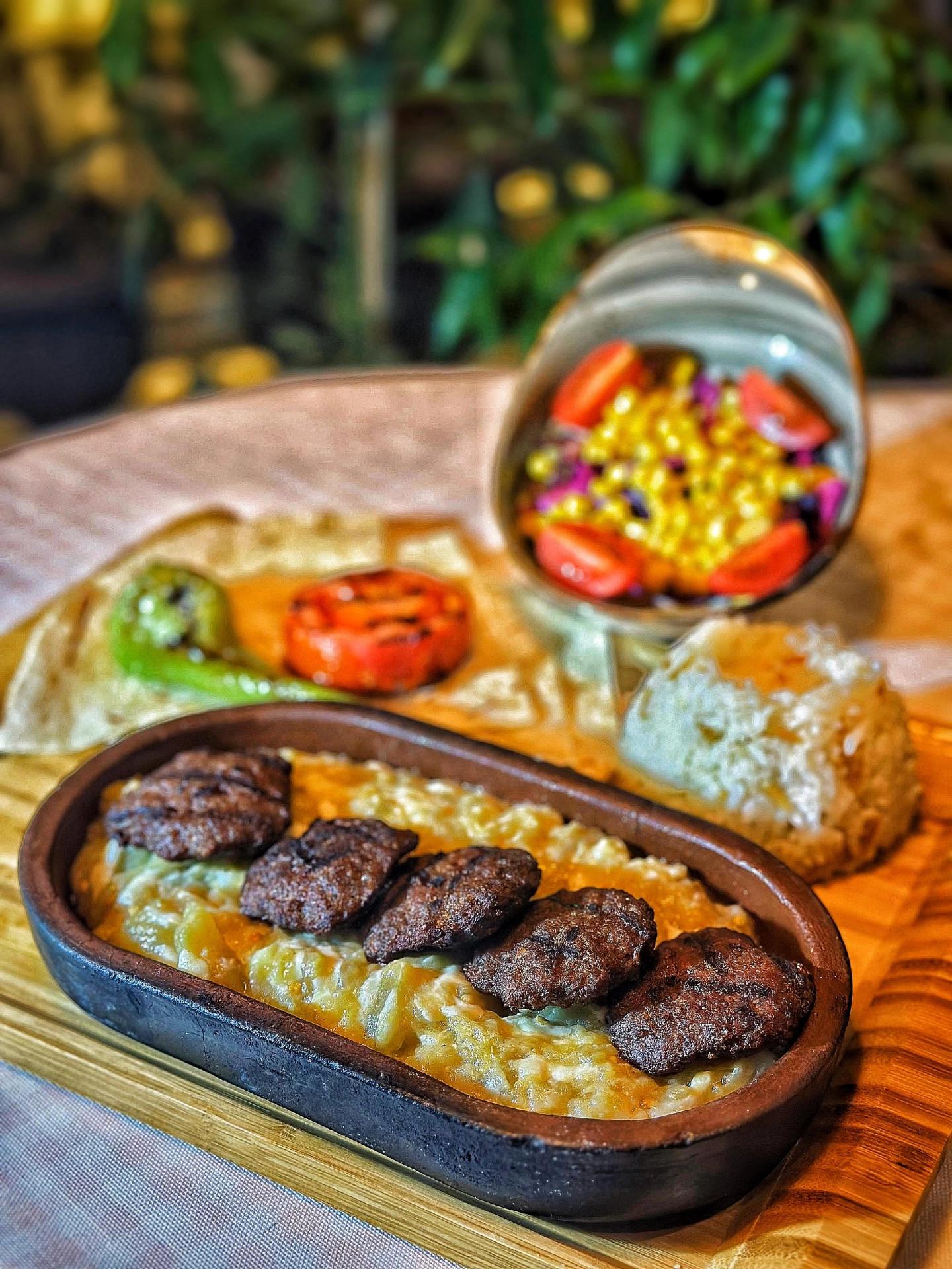 Beğendili Köfte